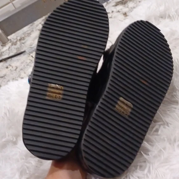 Kurt Geiger Rainbow Rhinestone Gem Crystal Leather Quilted Slip On Sandal New - Picture 15 of 15